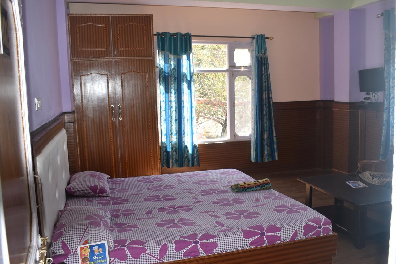 Hotel Snow Flake Rāmpur Exterior foto